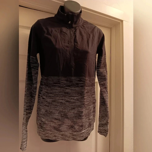Xersion Tops - XERSION Womens NEW w/Tag Semi-Fit Long Sleeve 1/4 Zip Athletic Shirt Size S Blk